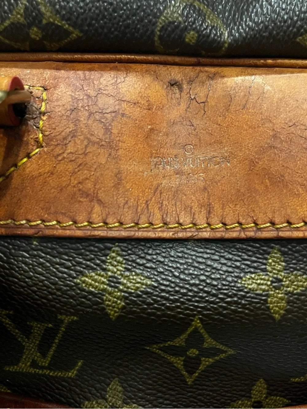 Louis Vuitton Deauville handbag in monogram canvas